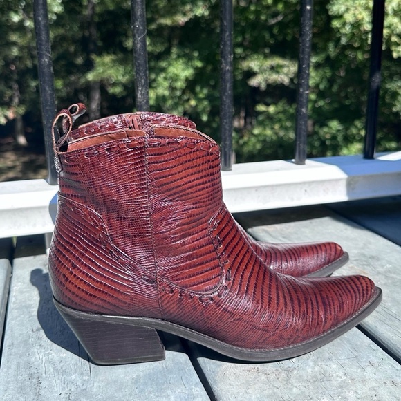 Gianni Bini Ankle Cowboy Boots 7 Brown Leather - Picture 1 of 15